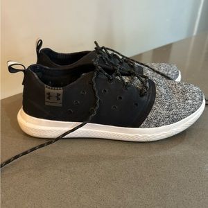 Under armour women’s runners